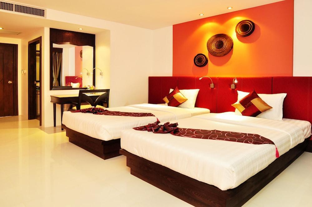 The Blueco Hotel Sha Plus Pantai Kata Bagian luar foto