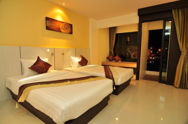 The Blueco Hotel Sha Plus Pantai Kata Bagian luar foto