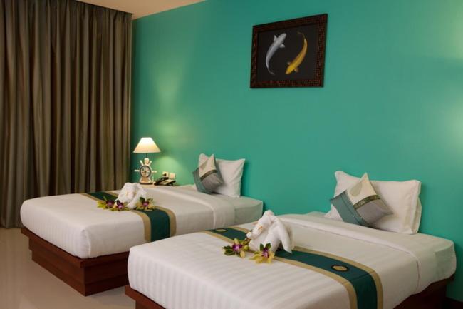 The Blueco Hotel Sha Plus Pantai Kata Bagian luar foto